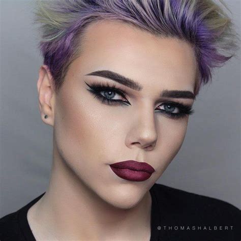 Guys In Dresses And Makeup