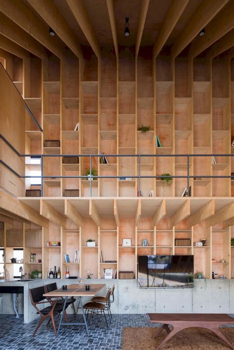 eaves house  unique house characterized   style  roofing