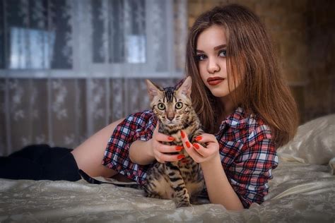 Красивые девушки и их киски - Zefirka