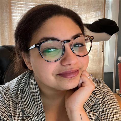 5 Reasons Why Some People Can't Apologize, Therapist Explains - Parade