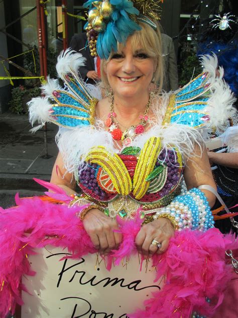 Queen for a day...ok, forever | Mardi gras, Mardi, Gras