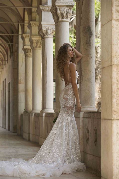 NYC Wedding Dress Guide — LLG Events | Luxury Wedding Planning