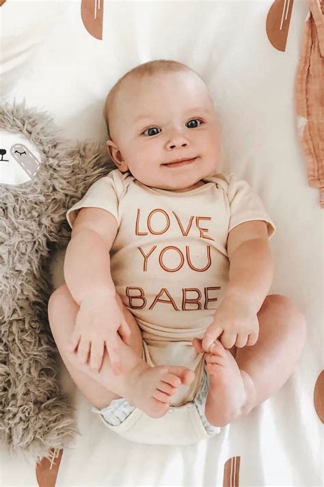 12 Best Organic Cotton Onesies & Bodysuits For Babies | Panaprium