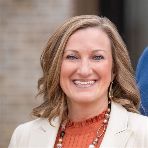 uptown dallas  announces jamee jolly  president  executive