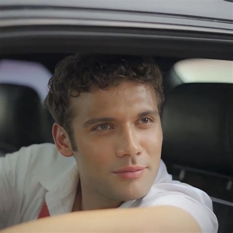 kanat duy beni uenlueler kanatlar