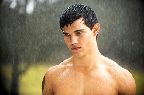 Download Celebrity Taylor Lautner HD Wallpaper