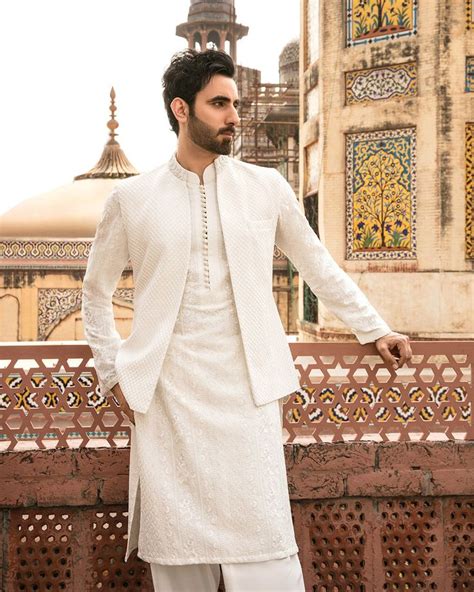 Akay | Wedding kurta for men, White kurta men, Groom dress men