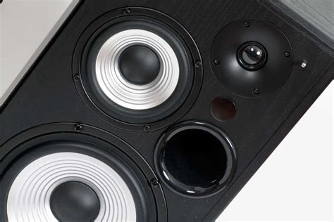 Edifier R2750DB – очень мощно и очень недорого. Тестируем «обновленную ...