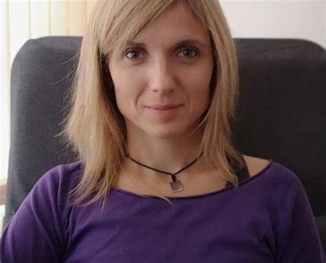 Елисевета Панайотова – кинезитерапевт и рехабилитатор - Академия за ...