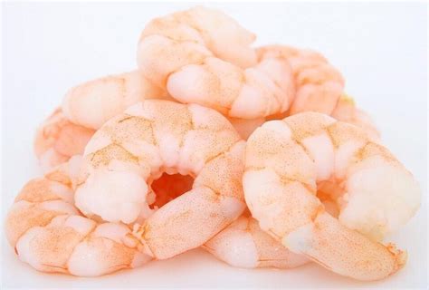 Креветки в соусі в духовці: як бюджетно приготувати продукт, рецепт ...