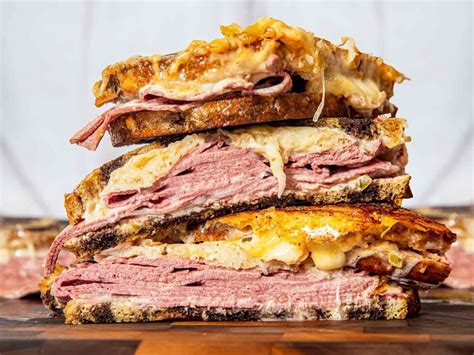 The Ultimate Guide to Perfectly Reheating Your Delicious Reuben ...