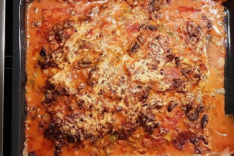 Sun Pizza with Minced Meat