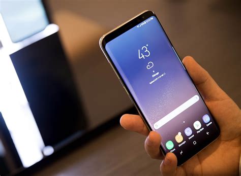 Samsung’s Bixby won’t say hello to you until later this spring