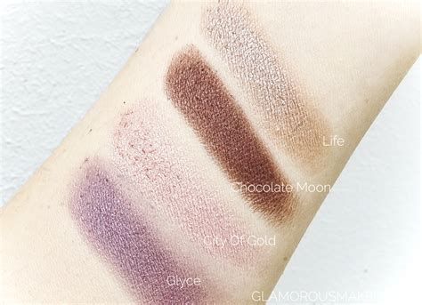 GLAMOROUS MAKEUP