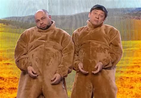 Создать мем "стс уральские пельмени, скока уральские пельмени, скока ...