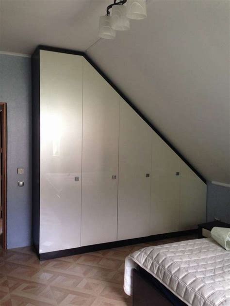 Шкаф для мансарды 200 фото | Amenagement combles chambre, Dressing sous ...