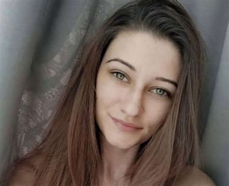 Да отворим сърцата си! Красивата Йоана от Монтана има нужда от средства ...