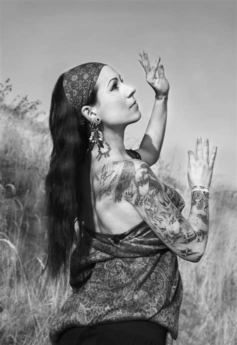 coreGirls.cz coreMusic.cz — LULU JUNG alternative model, dancer, strip...