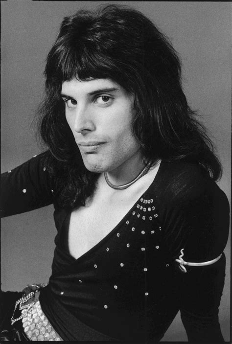 Queen | Rock & Roll Photo Gallery | Queen freddie mercury, Freddie