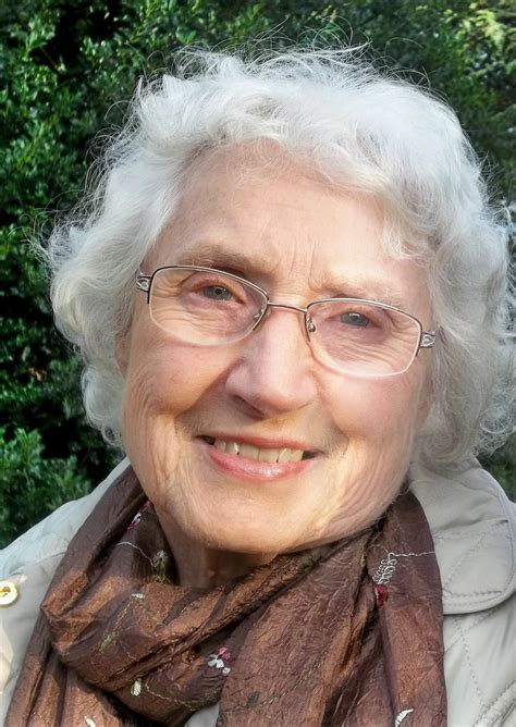 Remembering the Life and Memory of Beryl Hovi Hovious 28