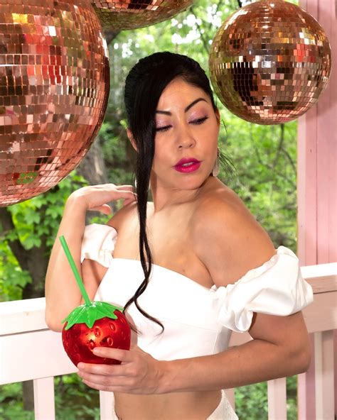 Jackleen Rios | Strawberry 🍓kisses 💋 Photo @corpusfusion Style @meshki
