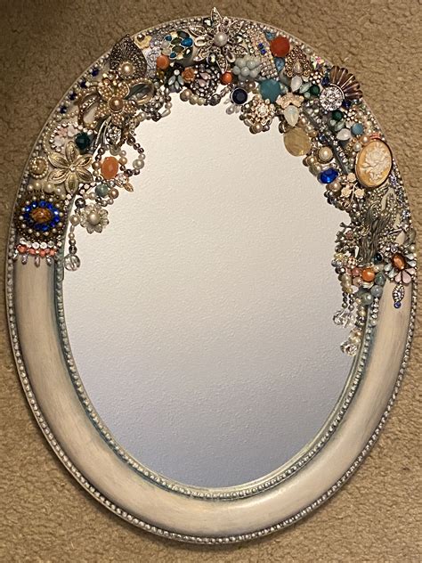 The memorium jewelry craft uses a very surprising new material 26