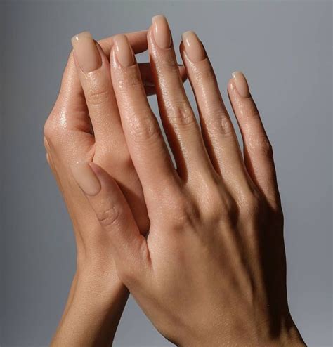 MОСКВИЧКА NAILS on Instagram: “Свежий маникюр, после приятного массажа ...