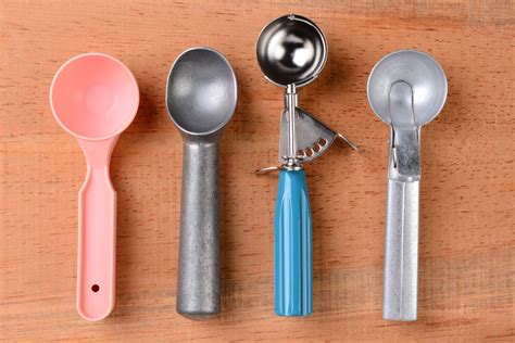 ounces   ice cream scoop detroit chinatown