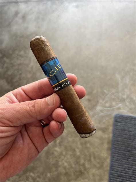 robusto cigar reviews cigar world