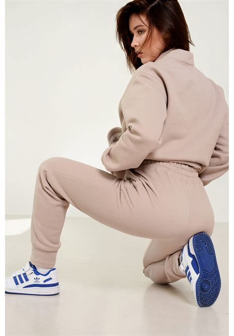 Женский теплый костюм на флисе ONIOS Perforated S2 Бежевый