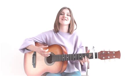 Надежда Черепанова - Кудрявые (cover Алена Швец) - YouTube