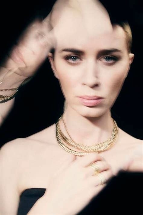 Emily Blunt Net a Porter Magazine November 2022 – Star Style