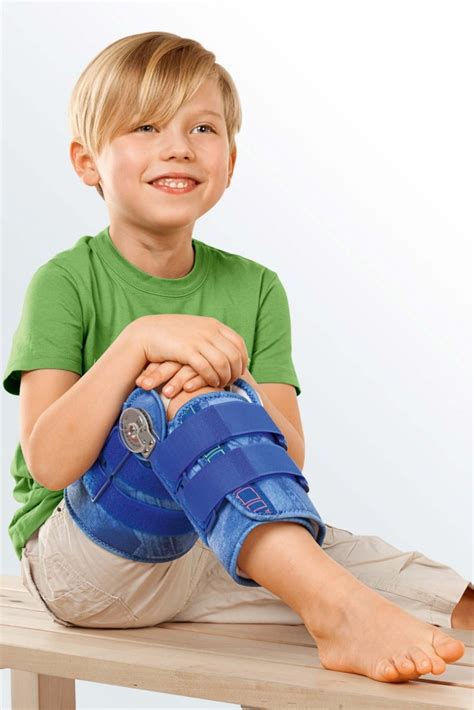 Купить ортез коленный регулируемый детский medi rom d kidz по цене ...