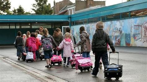 School year begins in France with string of reforms