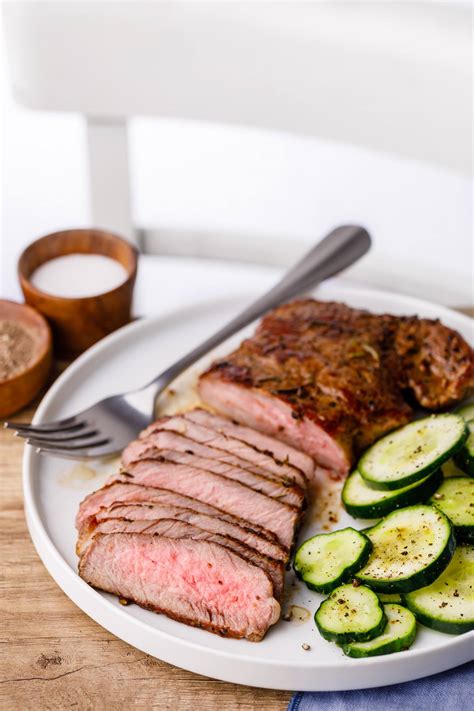 Fool-Proof Sirloin Steak Recipe - How to Cook Sirloin Steak in the Oven ...