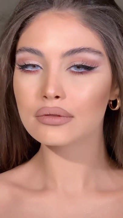 Светлые серые линзы без ободка для самых смелых! #линзы #макияж # ...