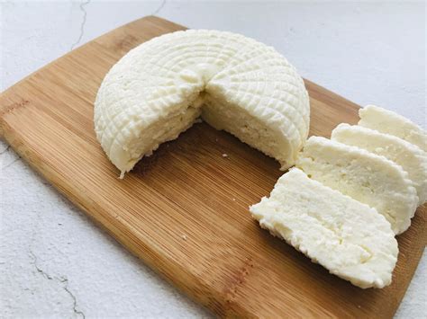 Адыгейский сыр больше не покупаю, делаю сама. Вкуснее и дешевле чем в ...