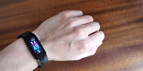 Обзор Xiaomi Mi Band 5 — новой версии самого популярного фитнес ...