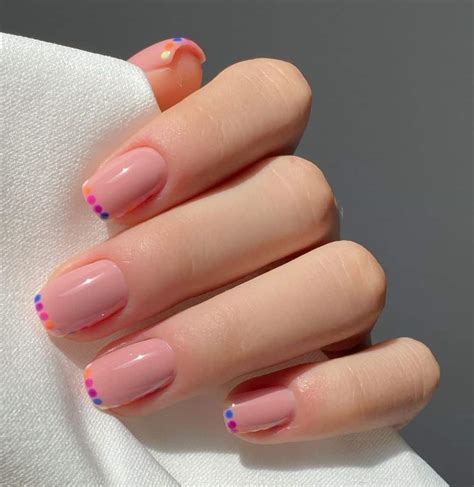 40 Trendy Simple Nails You Should Try