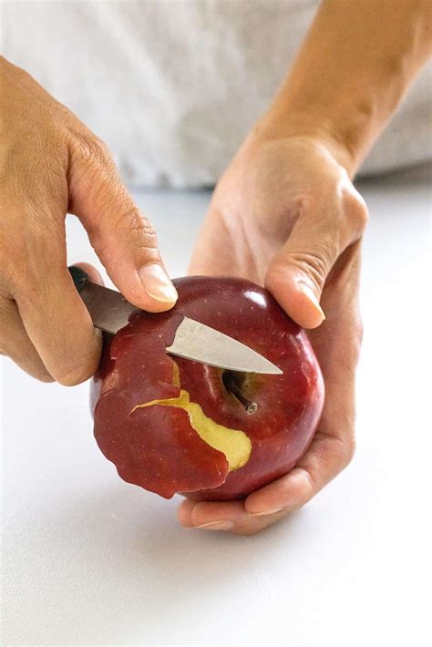 How to Cut an Apple - Jessica Gavin