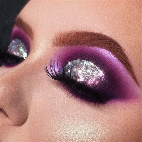 Pin on makemepretty | Makeup, Beauty hacks, Lipstick