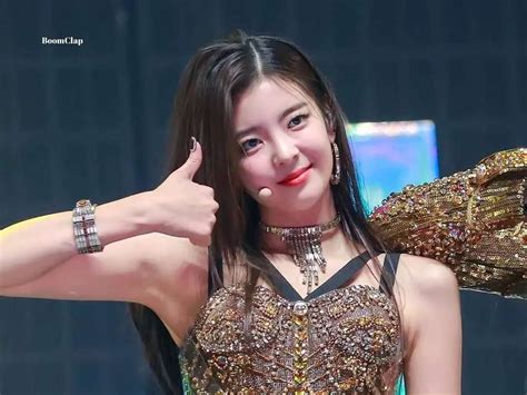 profil singkat  fakta menarik lia itzy tagar