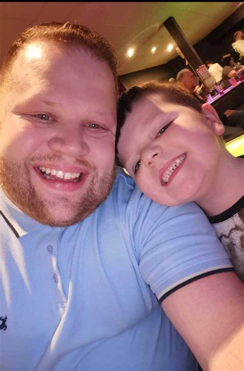 Dad left red-faced after "fox tail" he bought for son is butt plug