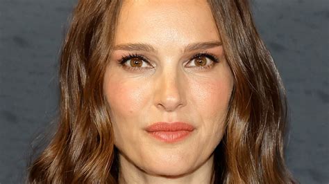 The Unexpected Truth About This Celeb's Crazy Night (Phun Extras) - xfm0pje