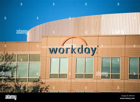 Workday company hi-res stock photography and images - Alamy