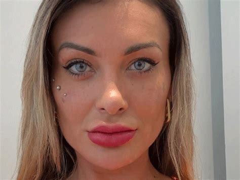 Andressa Urach Pai - Andressa Urach escancara próximo vídeo adulto com o pai: ‘Vai bat