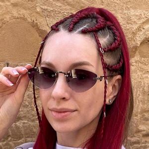 Tur Kseniya - Age, Family, Bio | Famous Birthdays