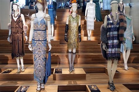 Prada - история бренда и факты о модном доме