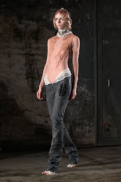 Dilara Findikoglu Fall 2025 Ready-to-Wear Runway, Fashion Show