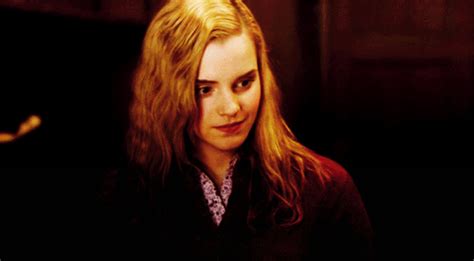 emma watson followers gif | WiffleGif